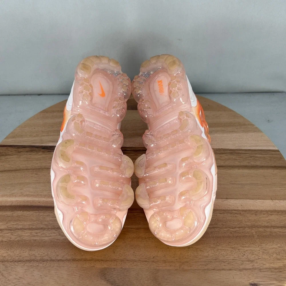Nike Air Vapormax Plus Womens Orange Fade DQ8588-800 Size 8
